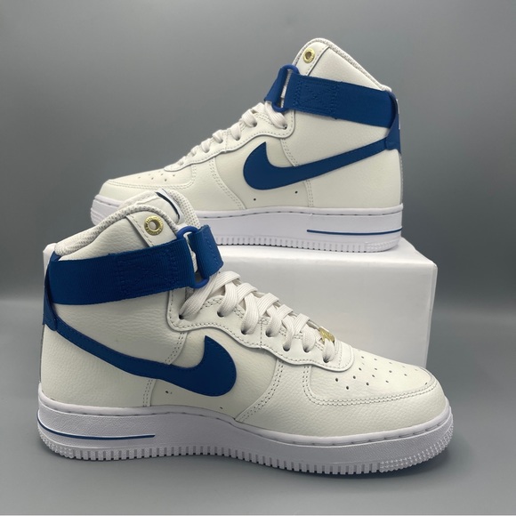 Nike Air Force 1 High SE Women's Shoes / # Size 7 - Picture 3 of 14